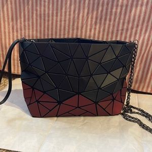 Patrizia Luca Geometric Crossbody Bag/Pouch Wristlet EUC. Black and Red